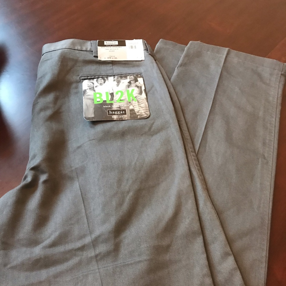 New mens khakis hagger size 38x34